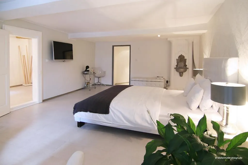 ***  Elements Hotel Regensburg Germany